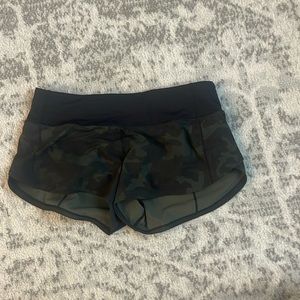 Lululemon speed up shorts
